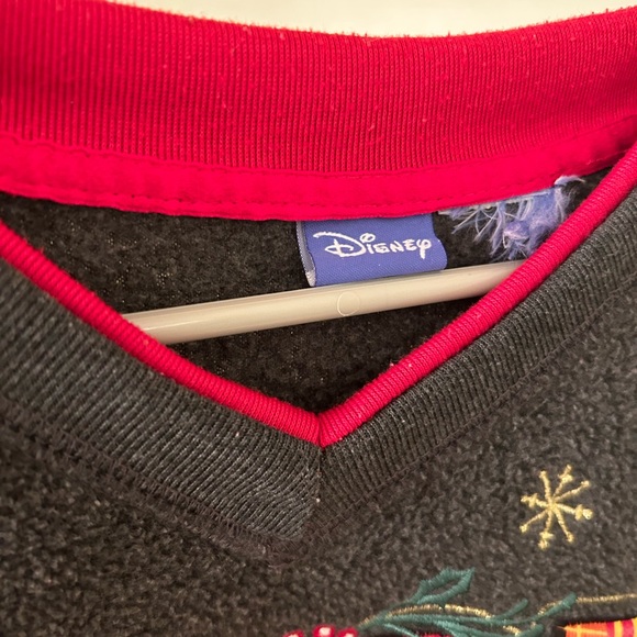 Pooh Vintage Disney Christmas Sweater - Picture 4 of 5